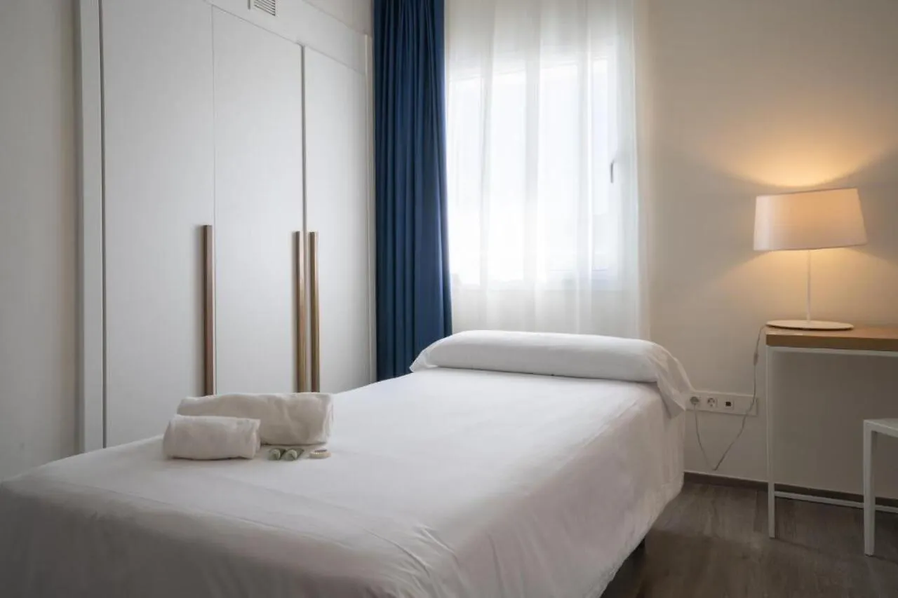 Hotel Agaro Chipiona 4*,